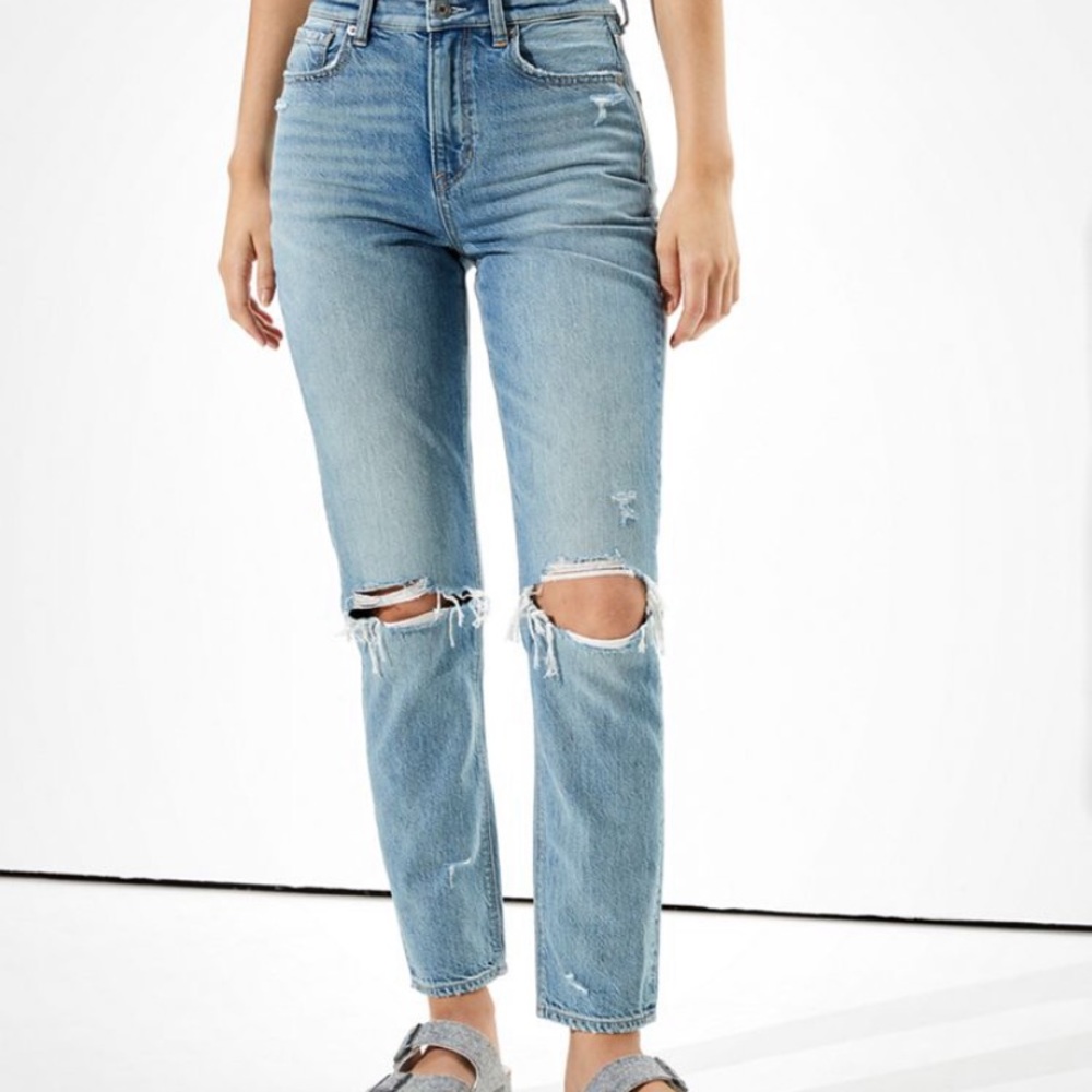 NWT AE Mom Jeans